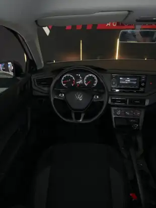 VOLKSWAGEN-POLO-2024