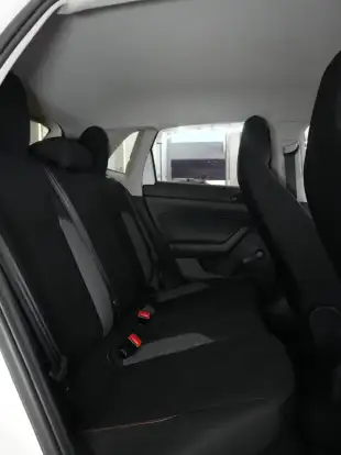 VOLKSWAGEN-POLO-2024
