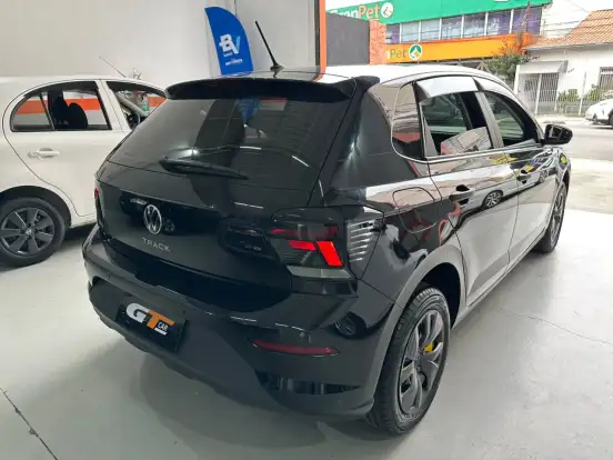 VOLKSWAGEN-POLO-2024
