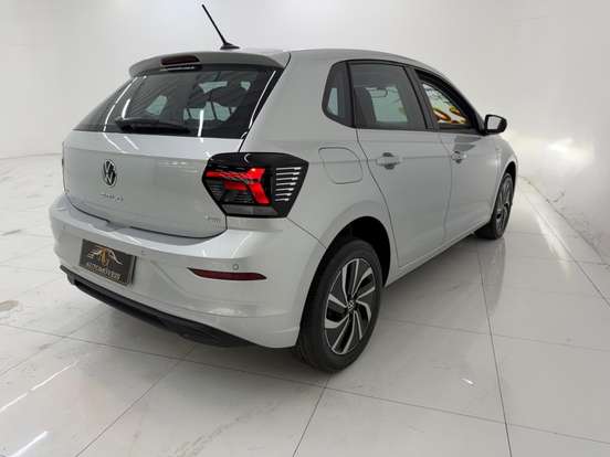 VOLKSWAGEN-POLO-1.0 170 TSI HIGHLINE AUTOMÁTICO VOLKSWAGEN-POLO-2024