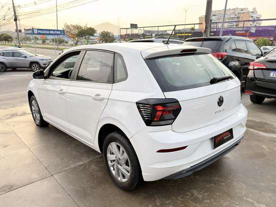 VOLKSWAGEN-POLO-2023