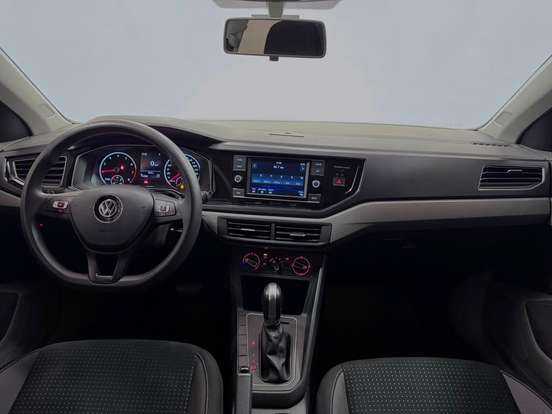 VOLKSWAGEN-POLO-1.0 200 TSI COMFORTLINE AUTOMÁTICO VOLKSWAGEN-POLO-2017