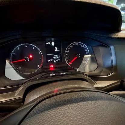 VOLKSWAGEN-POLO-2023