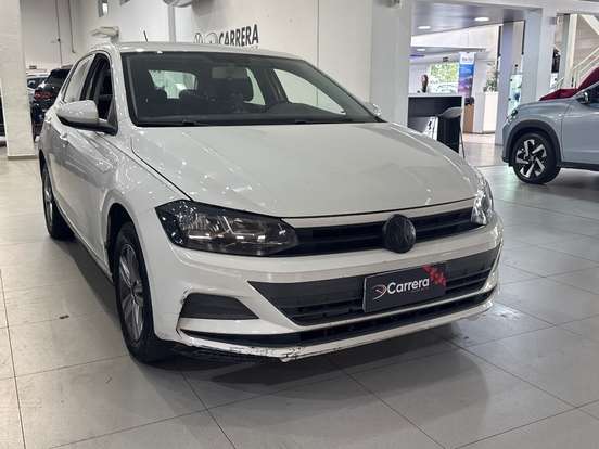 VOLKSWAGEN-POLO-2017
