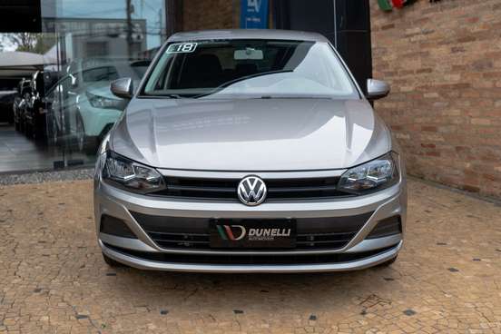 VOLKSWAGEN-POLO-2018