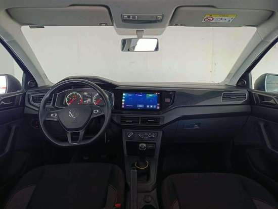 VOLKSWAGEN-POLO-2025