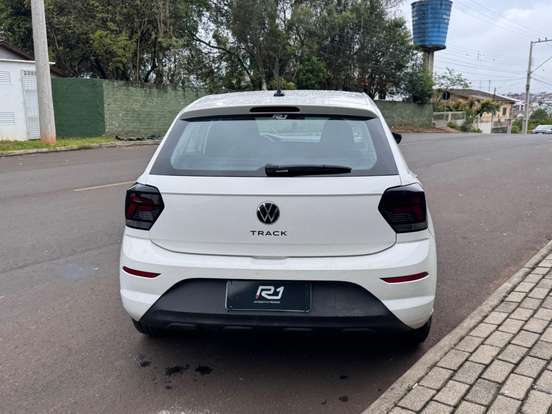 VOLKSWAGEN-POLO-2025