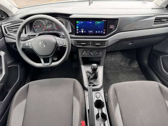 VOLKSWAGEN-POLO-2025