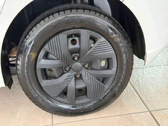 VOLKSWAGEN-POLO-2024