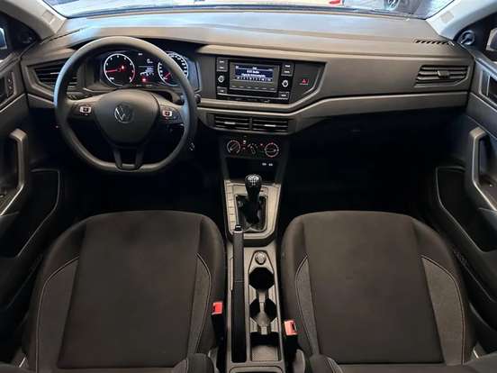 VOLKSWAGEN-POLO-2023