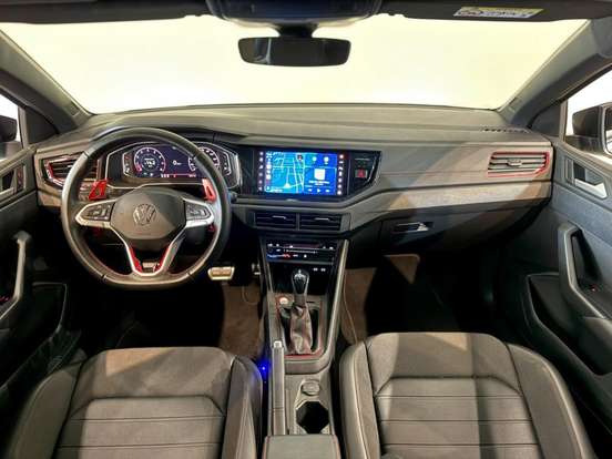 VOLKSWAGEN-POLO-2024
