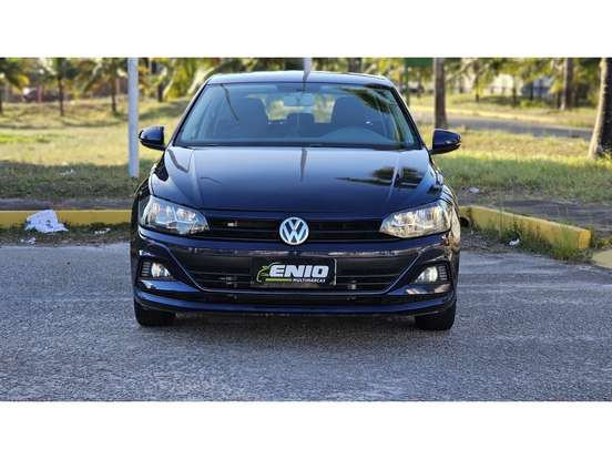 VOLKSWAGEN-POLO-2019