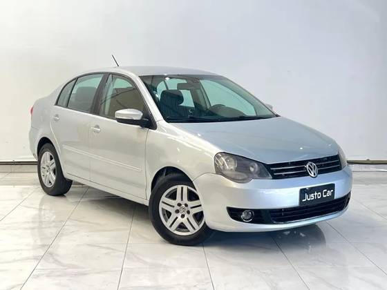 VOLKSWAGEN POLO SEDAN 1.6 MI COMFORTLINE 8V FLEX 4P MANUAL