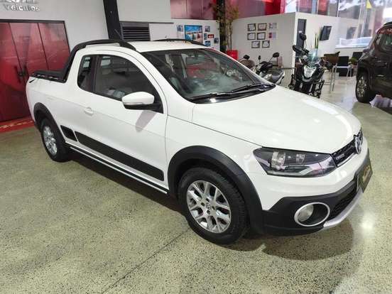 VOLKSWAGEN-SAVEIRO-2015