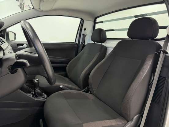 VOLKSWAGEN-SAVEIRO-2024