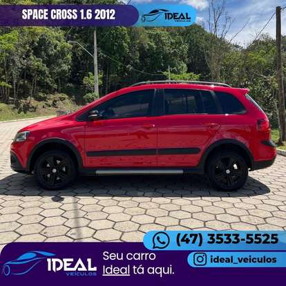 VOLKSWAGEN-SPACE CROSS-2011