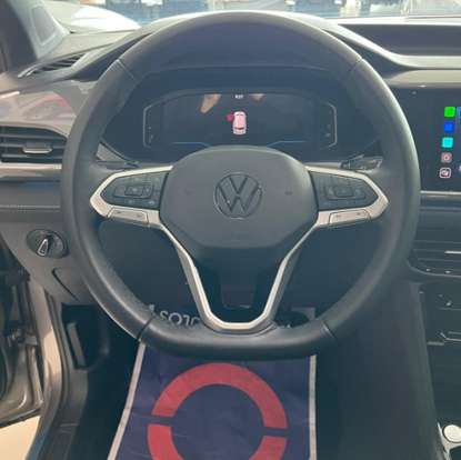VOLKSWAGEN-TAOS-2025