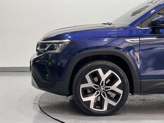 VOLKSWAGEN-TAOS-1.4 250 TSI TOTAL FLEX HIGHLINE AUTOMÁTICO VOLKSWAGEN-TAOS-2023