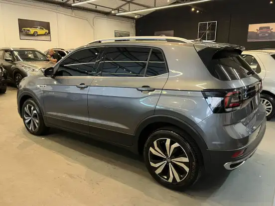 VOLKSWAGEN-T-CROSS-2024
