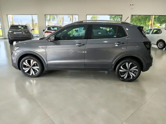 VOLKSWAGEN-T-CROSS-1.4 250 TSI TOTAL FLEX HIGHLINE AUTOMÁTICO VOLKSWAGEN-T-CROSS-2023