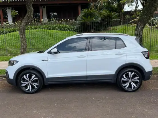 VOLKSWAGEN-T-CROSS-1.4 250 TSI TOTAL FLEX HIGHLINE AUTOMÁTICO VOLKSWAGEN-T-CROSS-2021