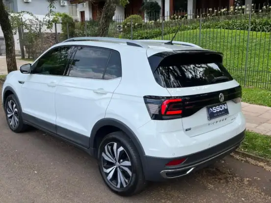 VOLKSWAGEN-T-CROSS-1.4 250 TSI TOTAL FLEX HIGHLINE AUTOMÁTICO VOLKSWAGEN-T-CROSS-2021