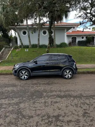 VOLKSWAGEN-T-CROSS-2022