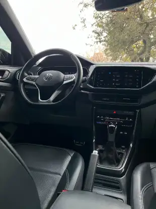 VOLKSWAGEN-T-CROSS-2022
