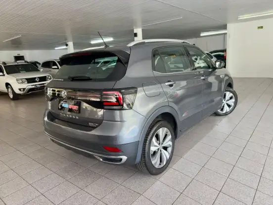 VOLKSWAGEN-T-CROSS-1.4 250 TSI TOTAL FLEX HIGHLINE AUTOMÁTICO VOLKSWAGEN-T-CROSS-2020