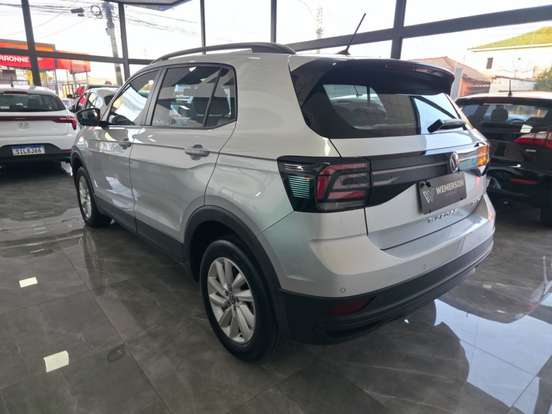 VOLKSWAGEN-T-CROSS-1.0 200 TSI TOTAL FLEX AUTOMÁTICO VOLKSWAGEN-T-CROSS-2022