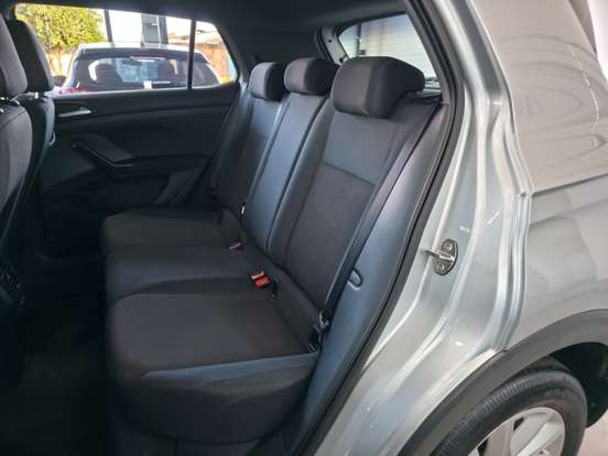 VOLKSWAGEN-T-CROSS-2022