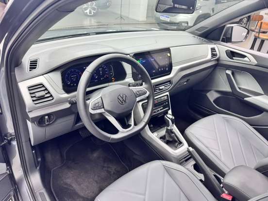 VOLKSWAGEN-T-CROSS-2025