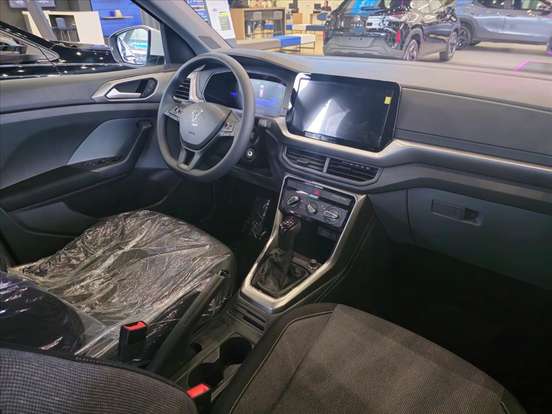 VOLKSWAGEN-T-CROSS-2026