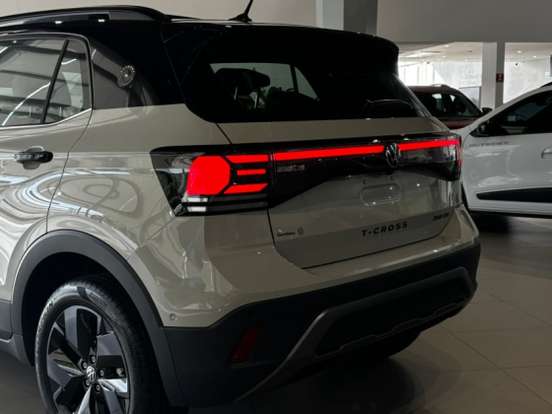 VOLKSWAGEN-T-CROSS-2026