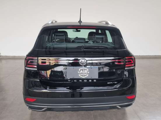 VOLKSWAGEN-T-CROSS-1.4 250 TSI TOTAL FLEX HIGHLINE AUTOMÁTICO VOLKSWAGEN-T-CROSS-2020