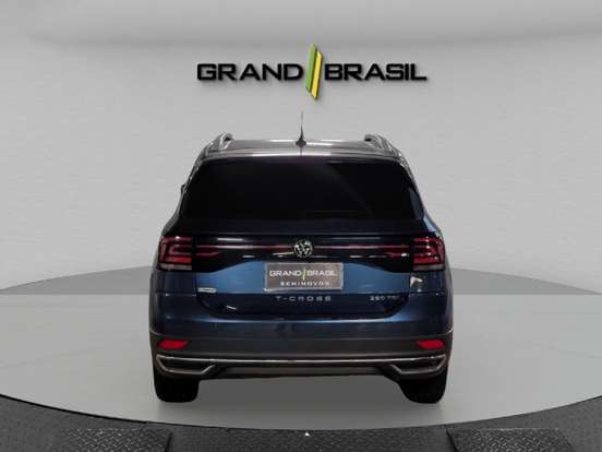 VOLKSWAGEN-T-CROSS-1.4 250 TSI TOTAL FLEX HIGHLINE AUTOMÁTICO VOLKSWAGEN-T-CROSS-2023