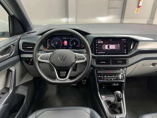 VOLKSWAGEN-T-CROSS-2023