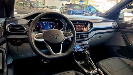 VOLKSWAGEN-T-CROSS-2024