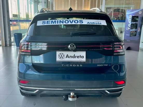 VOLKSWAGEN-T-CROSS-1.4 250 TSI TOTAL FLEX HIGHLINE AUTOMÁTICO VOLKSWAGEN-T-CROSS-2022