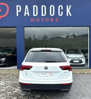 VOLKSWAGEN-TIGUAN-2018