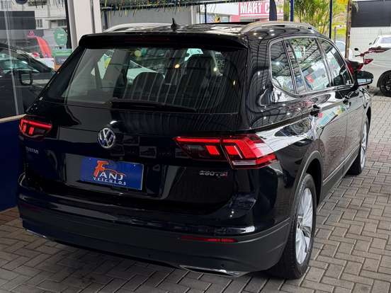 VOLKSWAGEN-TIGUAN-1.4 250 TSI TOTAL FLEX ALLSPACE COMFORTLINE TIPTRONIC VOLKSWAGEN-TIGUAN-2019