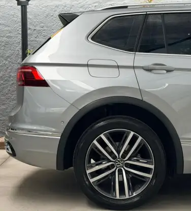 VOLKSWAGEN-TIGUAN-2024