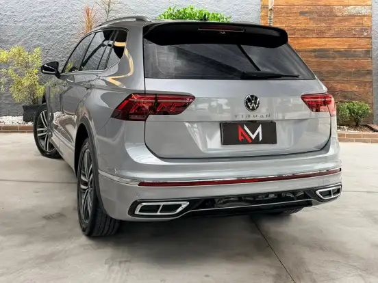 VOLKSWAGEN-TIGUAN-2.0 300 TSI GASOLINA ALLSPACE R-LINE AUTOMÁTICO VOLKSWAGEN-TIGUAN-2024