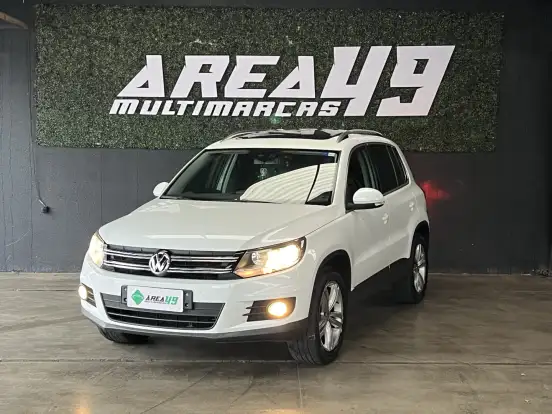 VOLKSWAGEN-TIGUAN-2015