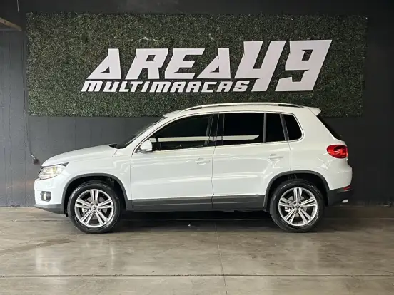 VOLKSWAGEN-TIGUAN-2.0 TSI 16V TURBO GASOLINA 4P TIPTRONIC VOLKSWAGEN-TIGUAN-2015