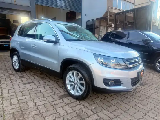 VOLKSWAGEN-TIGUAN-2013