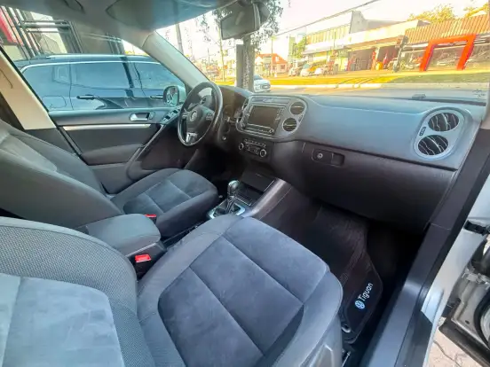 VOLKSWAGEN-TIGUAN-2.0 TSI 16V TURBO GASOLINA 4P TIPTRONIC VOLKSWAGEN-TIGUAN-2013