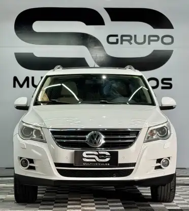 VOLKSWAGEN-TIGUAN-2011