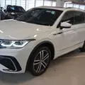 VOLKSWAGEN TIGUAN 2.0 300 TSI GASOLINA ALLSPACE R-LINE AUTOMÁTICO VOLKSWAGEN TIGUAN 2.0 300 TSI GASOLINA ALLSPACE R-LINE AUTOMÁTICO