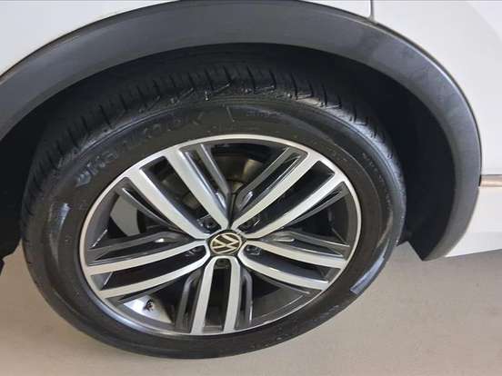 VOLKSWAGEN-TIGUAN-2.0 300 TSI GASOLINA ALLSPACE R-LINE AUTOMÁTICO VOLKSWAGEN-TIGUAN-2023